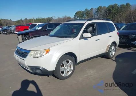 2010 Subaru Forester 2.5X Premium z USA, uszkodzony, nr VIN JF2SH6CC0AH707758